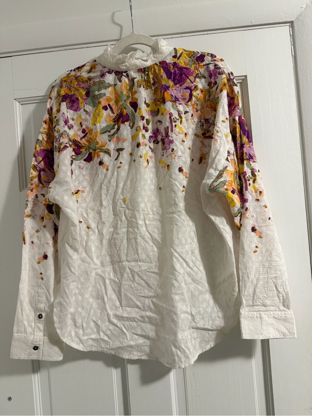 Pilcro Women’s Floral Swiss Dot Button Down Blouse Size S - Picture 3 of 5
